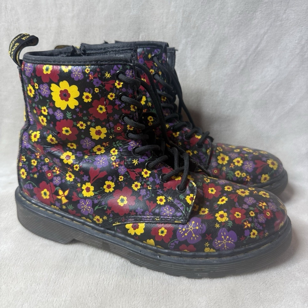 Dr Martens Delaney Floral Lace Up Boots Kids US 4 / UK 3